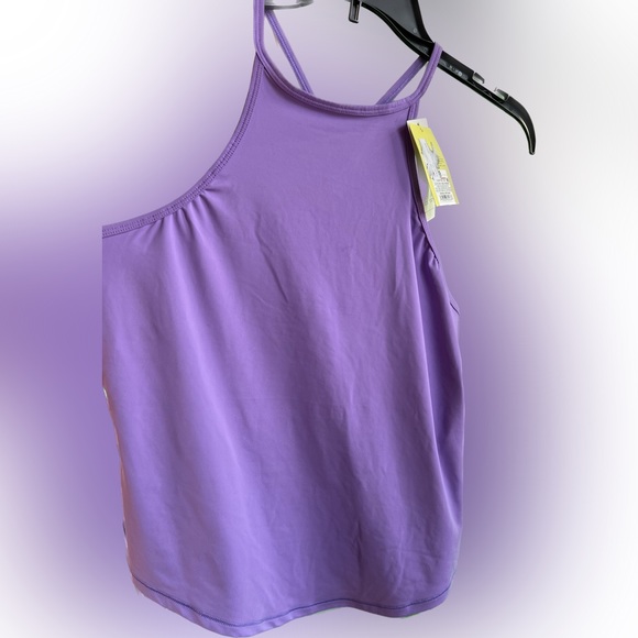 NWT all in motion tank - Picture 3 of 5